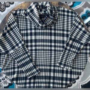 Lane Bryant | ladies plus, oversize turtleneck shirt. Size: 18/20